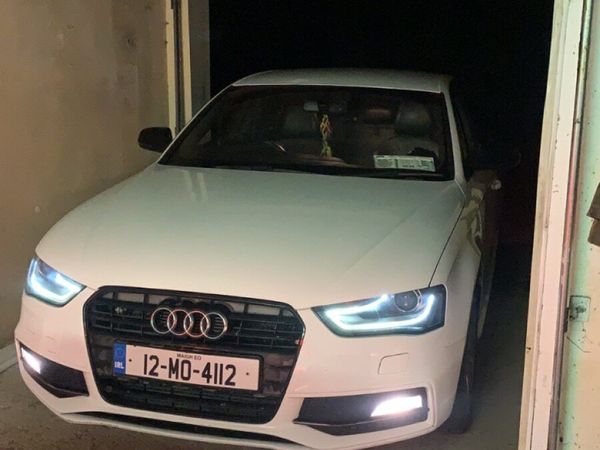 Audi A4 Saloon, Diesel, 2012, White