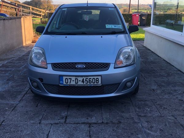 Ford Fiesta Hatchback, Petrol, 2007, Blue