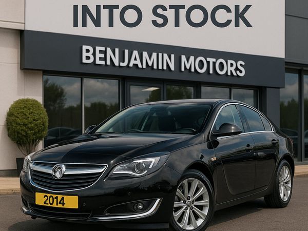 Vauxhall Insignia Hatchback, Diesel, 2014, Black