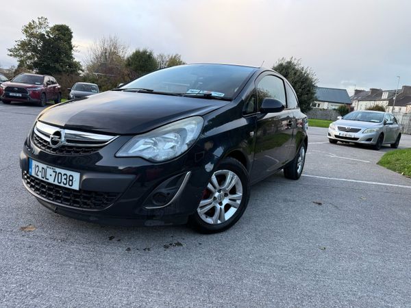 Vauxhall Corsa Hatchback, Petrol, 2012, Black