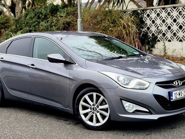 Hyundai i40 Saloon, Diesel, 2012, Silver
