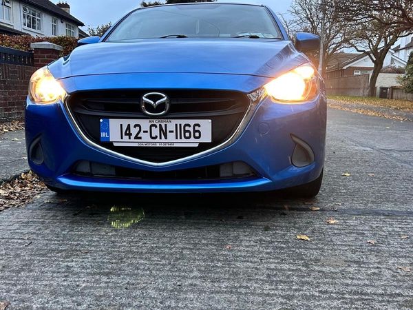 Mazda Demio MPV, Petrol, 2014, Blue