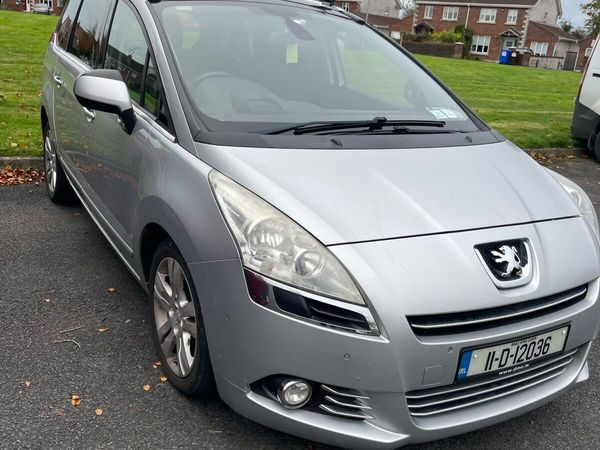 Peugeot 5008 MPV, Diesel, 2011, Grey