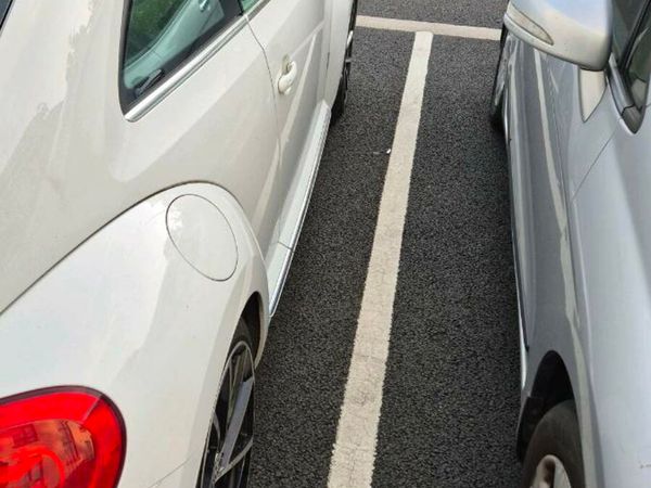 Volkswagen Beetle Hatchback, Petrol, 2015, White