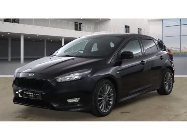 Ford Focus Hatchback, Diesel, 2017, Black