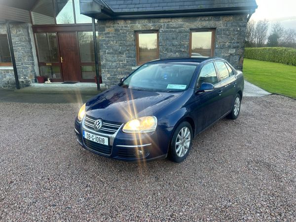 Volkswagen Jetta Saloon, Diesel, 2008, Blue