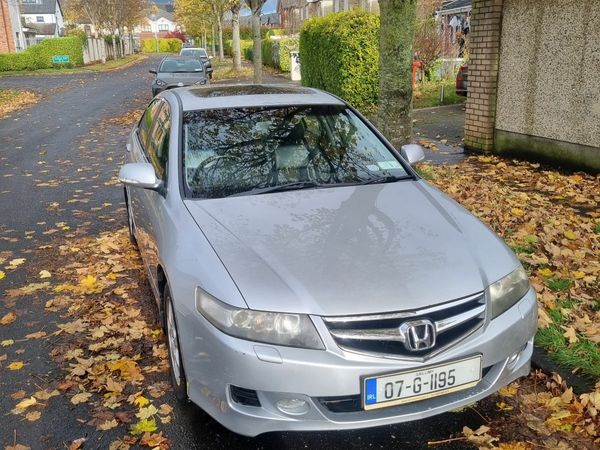 Honda Accord Saloon, Petrol, 2007, Grey