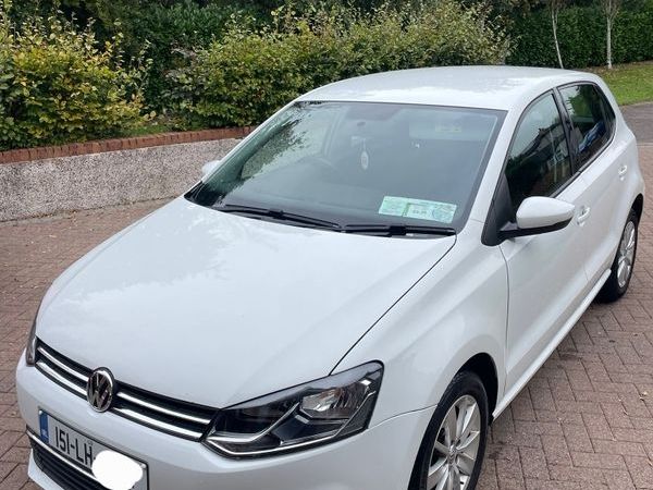 Volkswagen Polo Hatchback, Petrol, 2015, White