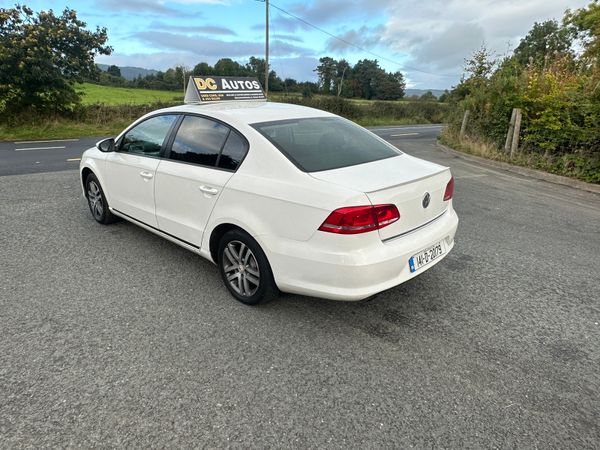 Volkswagen Passat Saloon, Diesel, 2014, White