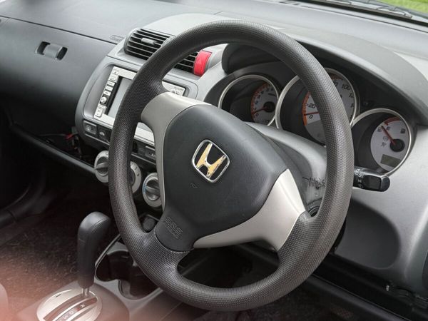 Honda Fit Hatchback, Petrol, 2005, Blue