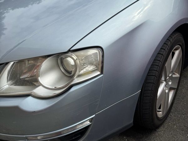 Volkswagen Passat Saloon, Diesel, 2009, Blue