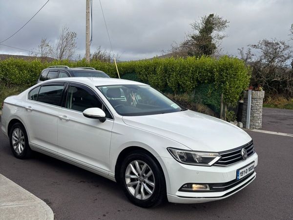 Volkswagen Passat Saloon, Diesel, 2015, White