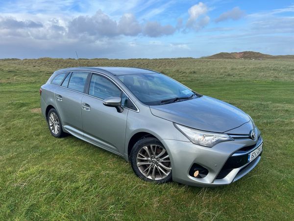 Toyota Avensis Estate, Diesel, 2015, Grey