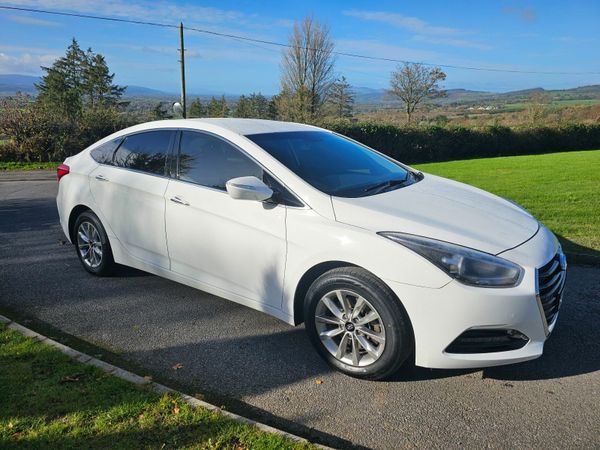 Hyundai i40 Saloon, Diesel, 2017, White