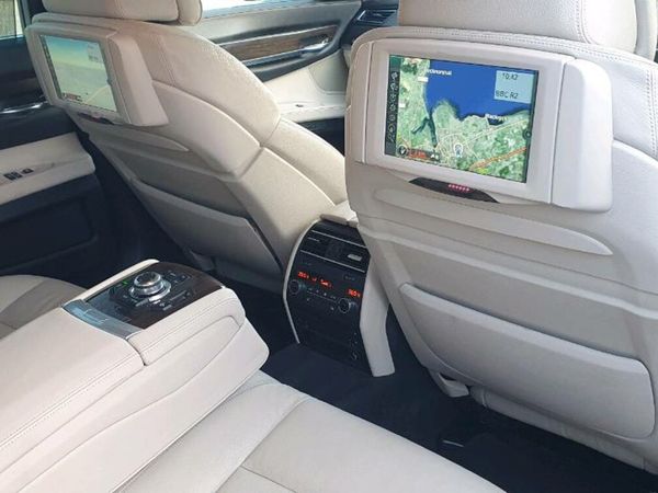 BMW 7-Series Saloon, Diesel, 2011, Blue