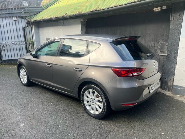 SEAT Leon Hatchback, Petrol, 2015, Grey