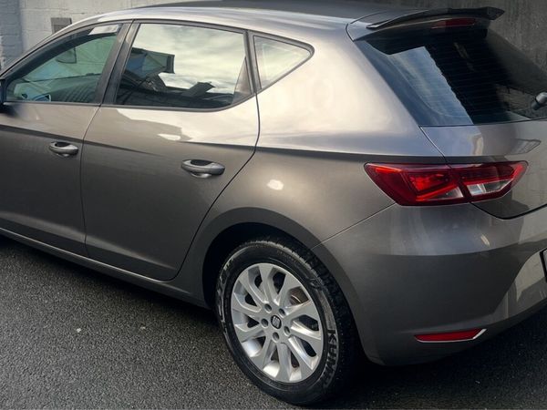 SEAT Leon Hatchback, Petrol, 2015, Grey