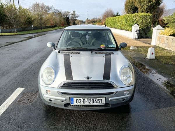 Mini One Hatchback, Petrol, 2003, Silver