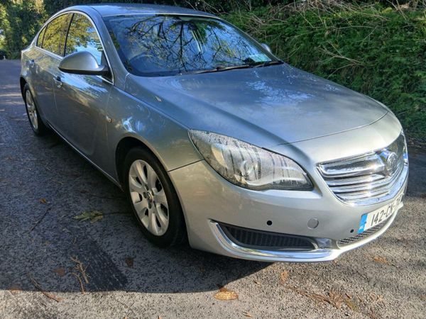 Vauxhall Insignia Hatchback, Diesel, 2014, Silver
