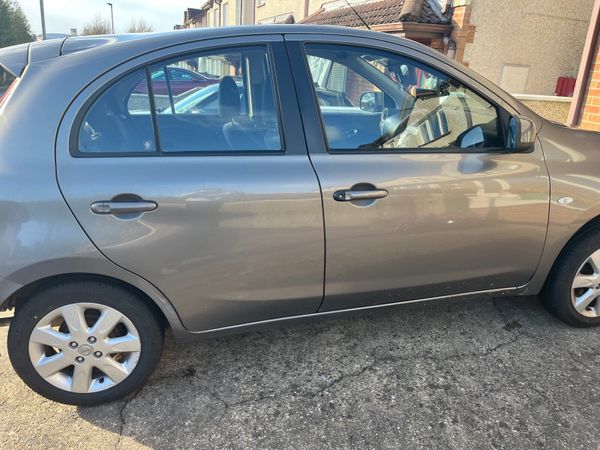 Nissan Micra Hatchback, Petrol, 2013, Brown