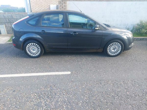Ford Focus Hatchback, Diesel, 2010, Grey