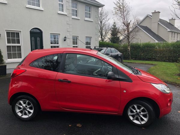 Ford KA Hatchback, Petrol, 2013, Red