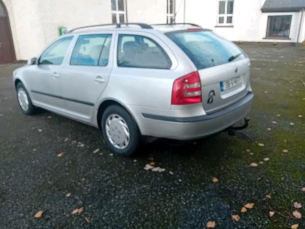 Skoda Octavia Estate/Jeep, Petrol, 2006, Silver