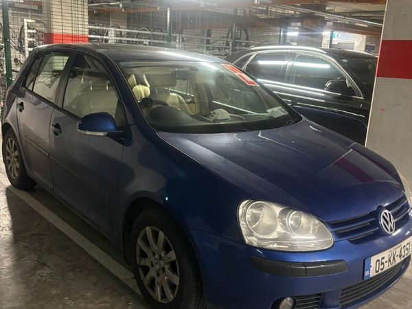 Volkswagen Golf Hatchback, Petrol, 2005, Blue