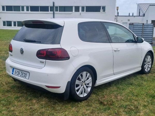 Volkswagen Golf Hatchback, Diesel, 2011, White
