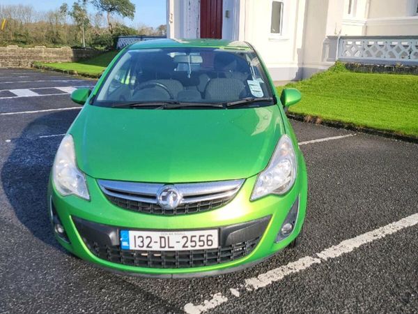 Vauxhall Corsa Hatchback, Petrol, 2013, Green