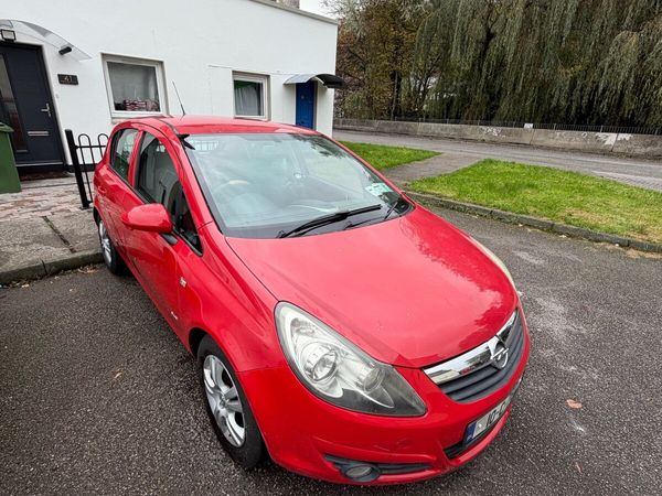 Opel Corsa Hatchback, Petrol, 2010, Red