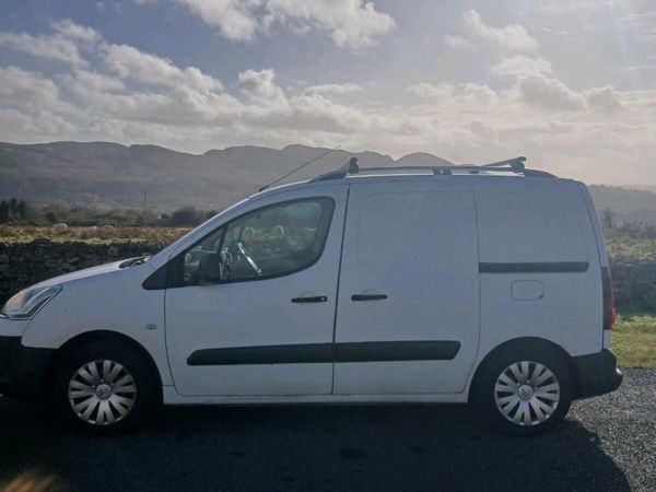 Citroen Berlingo MPV, Diesel, 2014, White