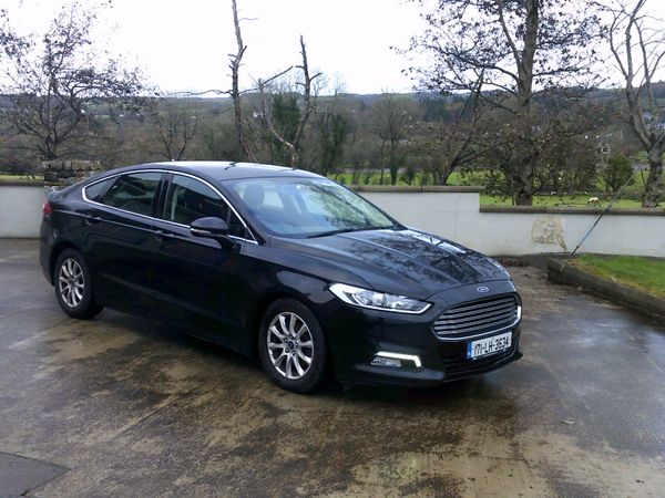 Ford Mondeo Hatchback, Diesel, 2017, Black