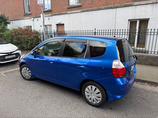 Honda Fit Hatchback, Petrol, 2006, Blue