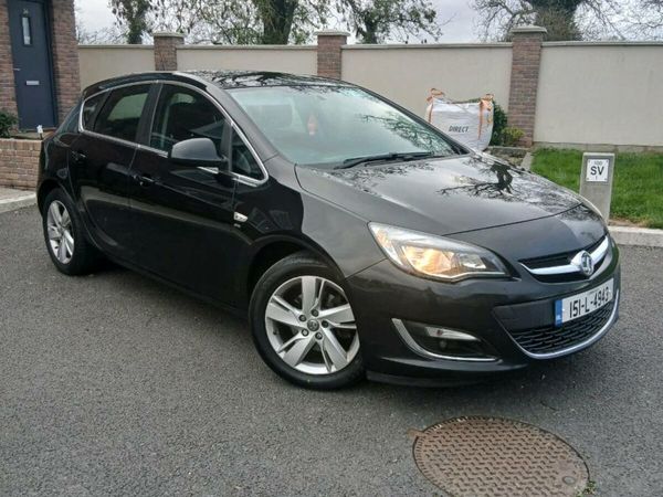 Vauxhall Astra Hatchback, Diesel, 2015, Black