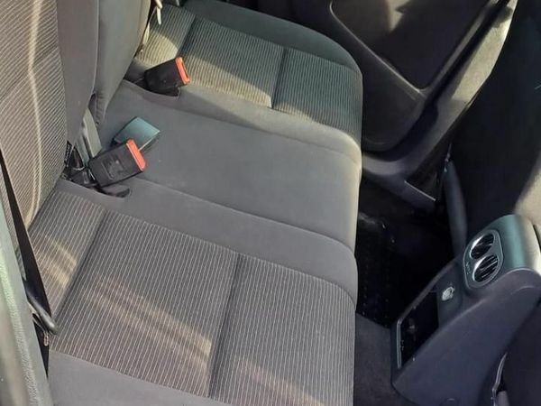 Volkswagen Tiguan SUV, Diesel, 2013, Blue