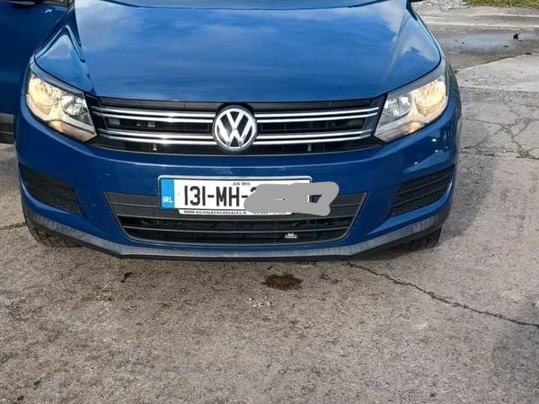 Volkswagen Tiguan SUV, Diesel, 2013, Blue