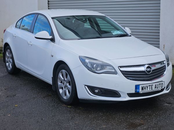 Opel Insignia Saloon, Diesel, 2016, White