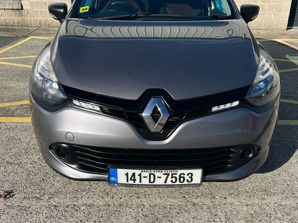 Renault Clio Hatchback, Petrol, 2014, Grey