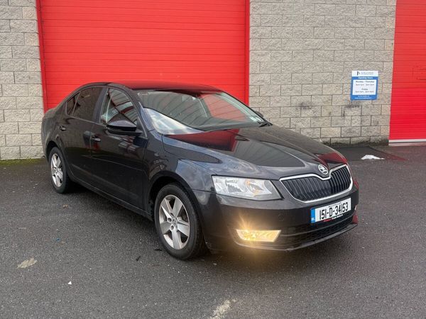 Skoda Octavia Saloon, Diesel, 2015, Black
