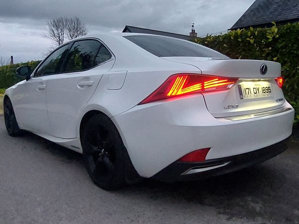 Lexus IS Saloon, Petrol Hybrid, 2017, White