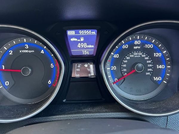 Hyundai i30 Hatchback, Diesel, 2016, Red