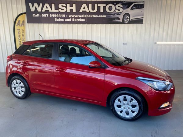 Hyundai i20 Hatchback, Petrol, 2018, Red