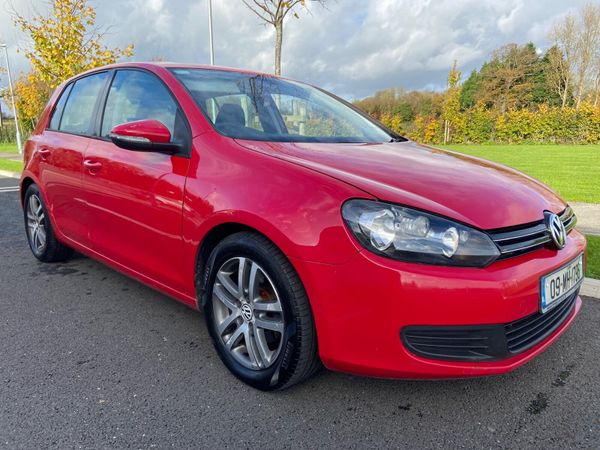Volkswagen Golf Hatchback, Diesel, 2009, Red
