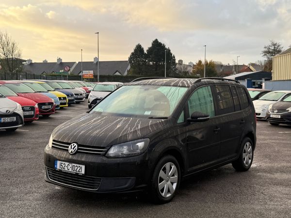 Volkswagen Touran MPV, Petrol, 2015, Black