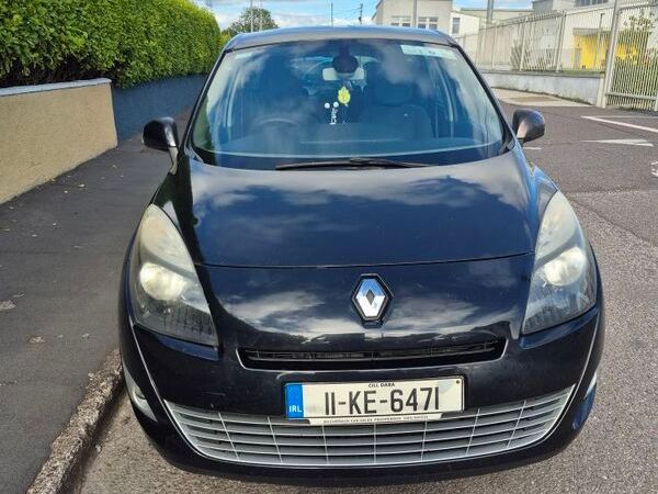 Renault Grand Scenic MPV, Diesel, 2011, Black
