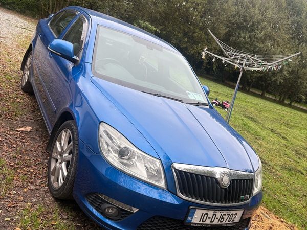 Skoda Octavia Saloon, Diesel, 2010, Blue