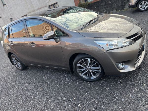 Toyota Verso MPV, Diesel, 2016, Grey