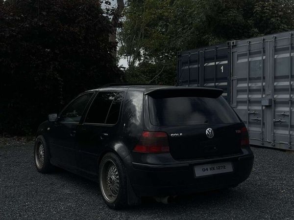 Volkswagen Golf Hatchback, Diesel, 2004, Black