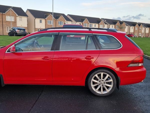 Volkswagen Golf Estate, Petrol, 2012, Red
